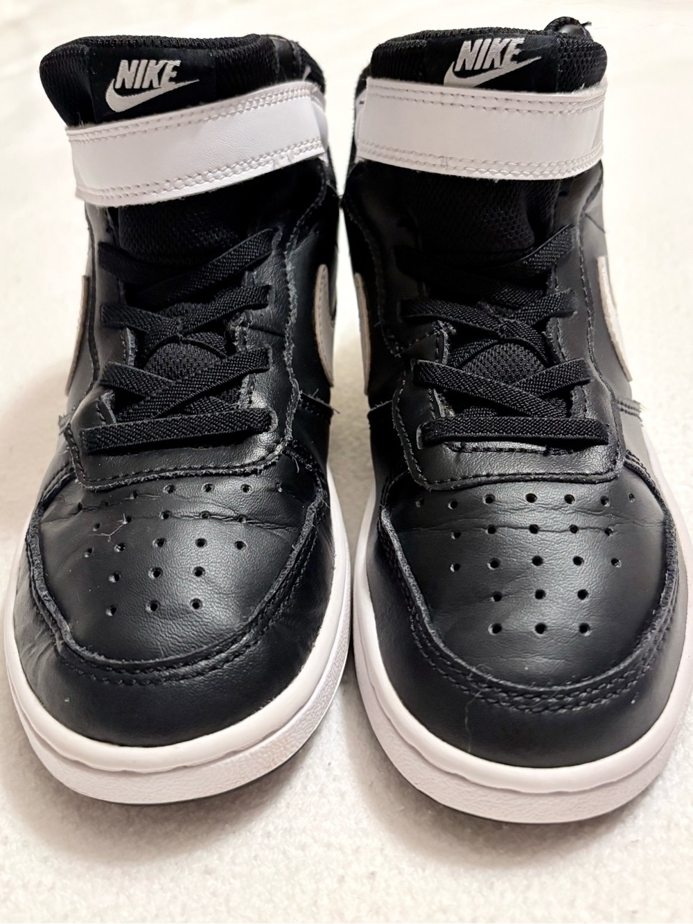 Nike Kids Court Borough Mid 2 Hi-Top Sneaker Black/White - Picture 4 of 4